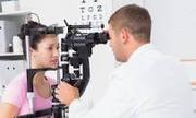 Ophthalmologist 